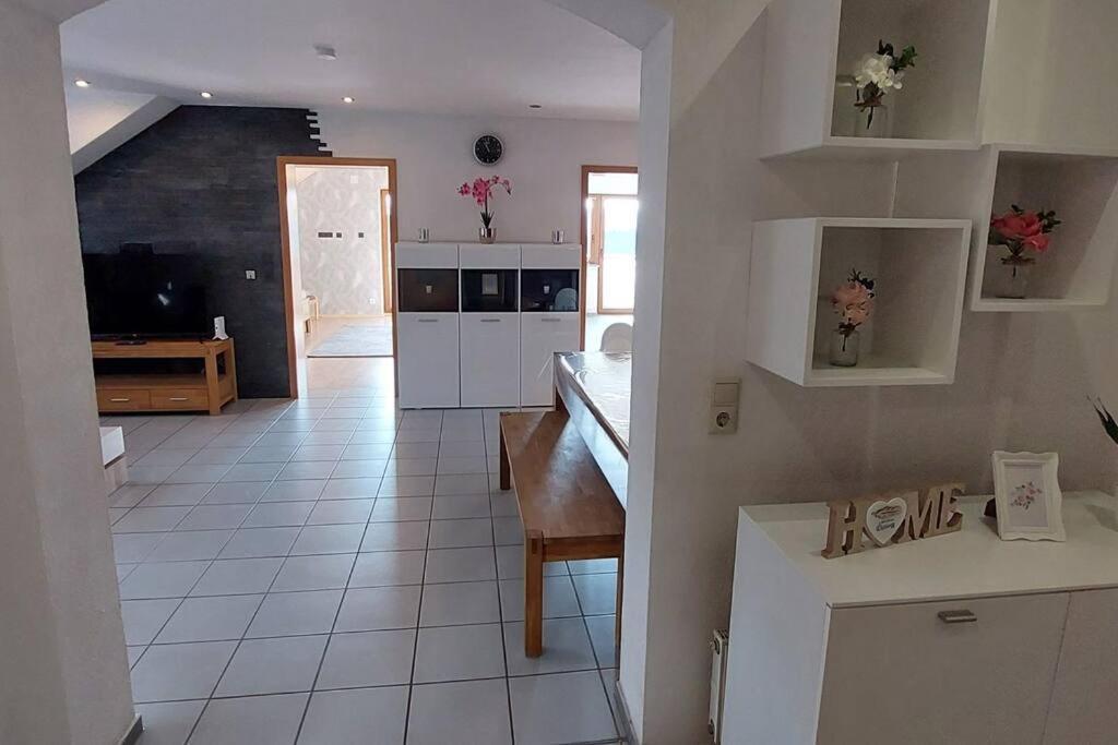 Grosse Tolle 4 Zimmer Ferienwohnung Im Herzen Des Odenwaldes Moerlenbach Ngoại thất bức ảnh